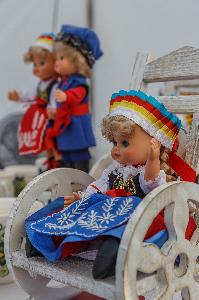 Lalki w stroju kujawskim