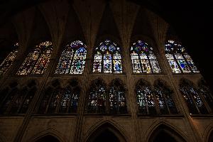 Paryż - kościół Saint-Severin - witraże w elewacji północnej