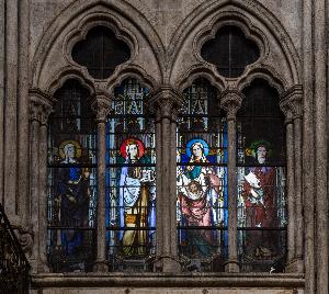 Paryż - kościół Saint-Severin - witraż w kondygnacji tryforium