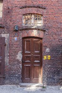 Toruń - Podmurna 55 - drzwi