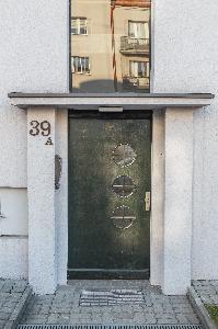 Toruń - ul. Moniuszki 39a - drzwi