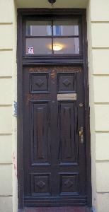 Toruń -  Browarna 9 - drzwi