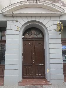 Toruń - Królowej Jadwigi 5  - drzwi