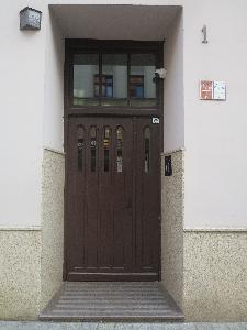 Toruń - Królowej Jadwigi 1  - drzwi