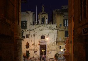 Valletta nocą