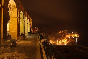 Valletta nocą