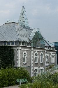 Warszawa - ogród na dachu Biblioteki Uniwersyteckiej