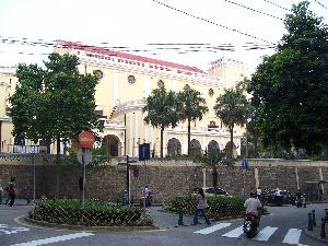 Makao (Chiny) - mur otaczający kościół św. Wawrzyńca