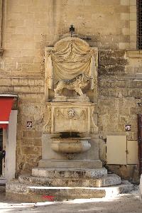 Valletta - fontanna