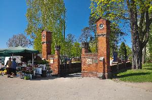 Warszawa - cmentarz w Wilanowie