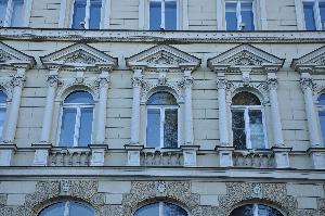 Warszawa - gmach banku zachodniego