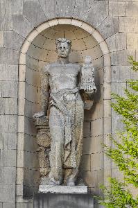 Warszawa - Pałac Kultury i Nauki - rzeźby