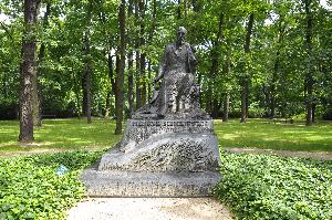 Warszawa - pomnik Henryka Sienkiewicza