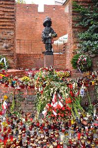 Warszawa - Pomnik Małego Powstańca