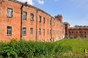 Twierdza Modlin - koszary obronne