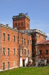 Twierdza Modlin - koszary obronne