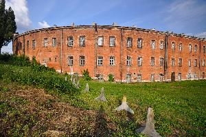 Twierdza Modlin - koszary obronne