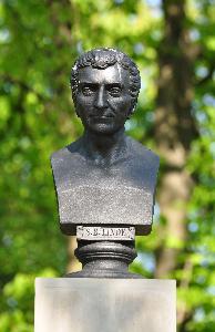 Warszawa - nagrobek Samuela Bogumiła Lindego