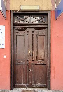 Toruń - Wielkie Garbary 11 - drzwi