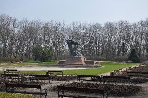 Warszawa - pomnik Fryderyka Chopina