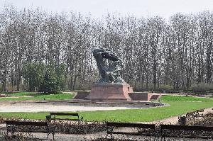 Warszawa - pomnik Fryderyka Chopina