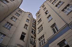 Warszawa - oficyna kamienicy przy ul. Krakowskie Przedmieście 16/18