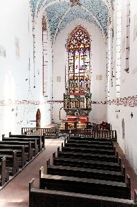Kościół pofranciszkański - wnętrze prezbiterium