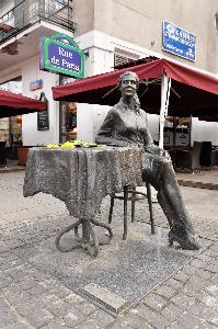 Warszawa - pomnik Agnieszki Osieckiej