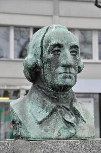 Warszawa - pomnik Jerzego Waszyngtona