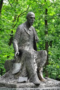 Warszawa - pomnik Henryka Sienkiewicza