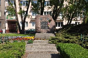 Warszawa - pomnik 21. Warszawskiego Pułku Piechoty