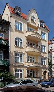Toruń - ul. Klonowica 33