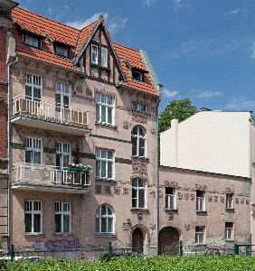 Toruń - ul. Kochanowskiego 1