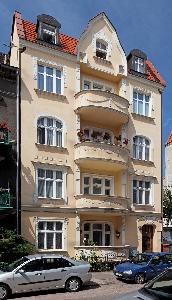 Toruń - ul. Klonowica 33