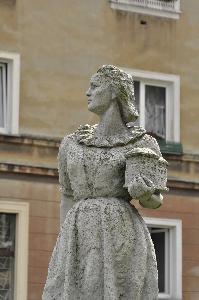 Tychy - rzeźba murarki