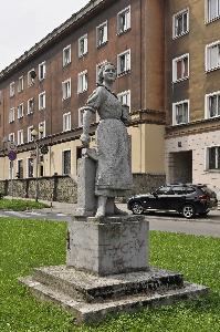 Tychy - rzeźba murarki