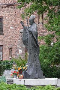 Płock - pomnik Jana Pawła II