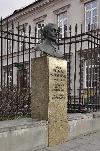 Warszawa - pomnik ks. Jakuba Falkowskiego