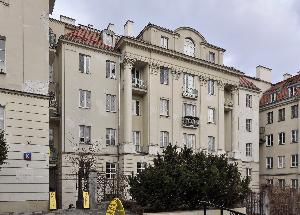 Warszawa - kamienica przy ul. Górnośląskiej 16