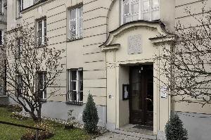 Warszawa - kamienica przy ul. Górnośląskiej 16