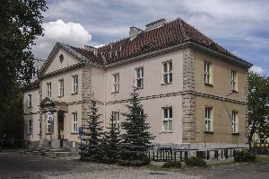 Warszawa - dawny Instytut Moralnie Zaniedbanych Dzieci