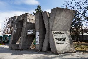 Warszawa - pomnik Barykada Września