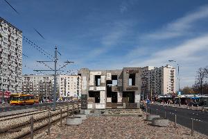 Warszawa - pomnik Barykada Września