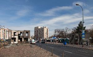 Warszawa - pomnik Barykada Września