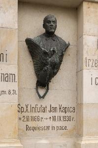 Tychy - epitafium ks. Jana Kapicy