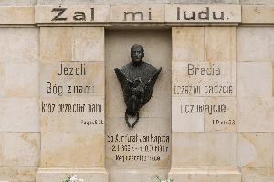 Tychy - epitafium ks. Jana Kapicy