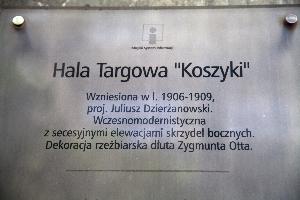 Warszawa - hala targowa "Koszyki"