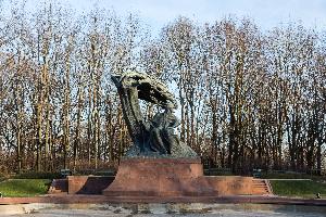 Warszawa - pomnik Fryderyka Chopina