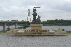 Warszawa - pomnik Syrenki