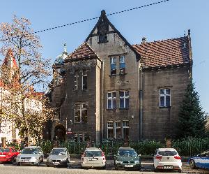 Wrocław - Siedziba Wydziału Architektury oraz Katedry Metrologii Elektronicznej i Fotonicznej Wydziału Elektroniki Politechniki Wrocławskiej (E-1)